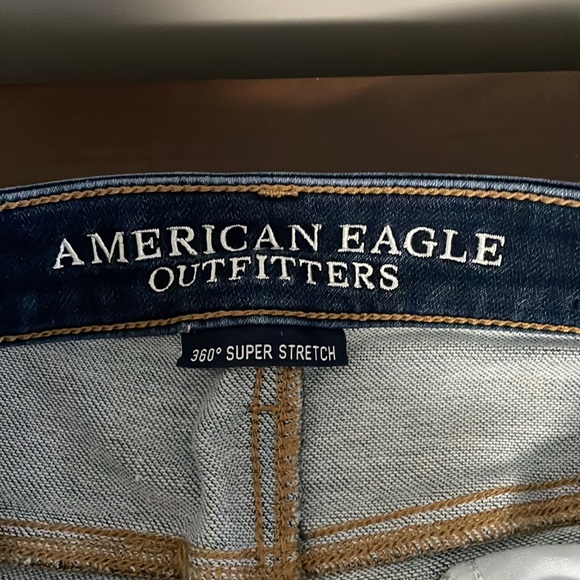 Preloved - Picture 2 of 7